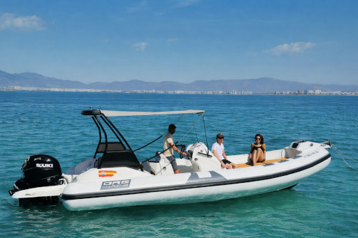 Maverick vor der Küste Mallorcas